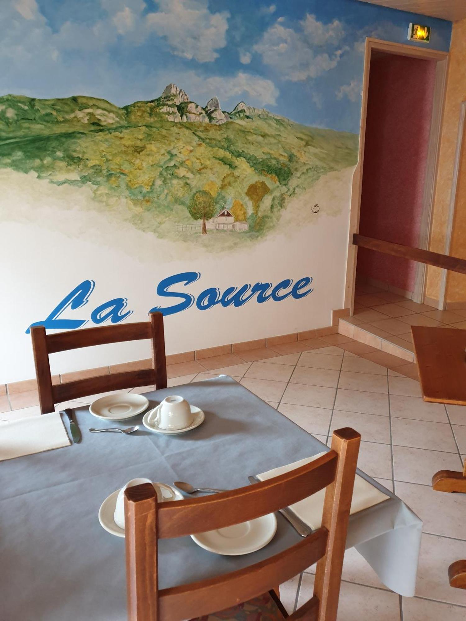 La Source Jacquet Depuis 1954 Hotel Et Studio Saint-Jean-de-Chevelu Εξωτερικό φωτογραφία