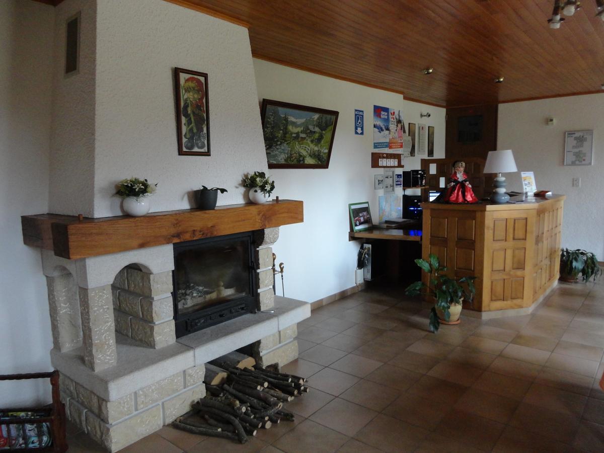 La Source Jacquet Depuis 1954 Hotel Et Studio Saint-Jean-de-Chevelu Εξωτερικό φωτογραφία