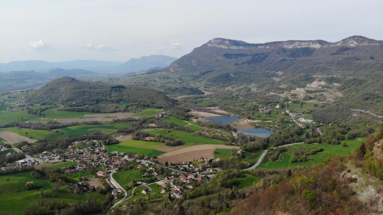 La Source Jacquet Depuis 1954 Hotel Et Studio Saint-Jean-de-Chevelu Εξωτερικό φωτογραφία